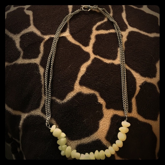 Beautiful yellow-stone statement necklace