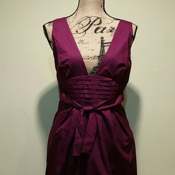 Dress - Picture 2 of 4