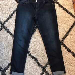 BEAUTIFUL THE LIMITED JEANS!!!!