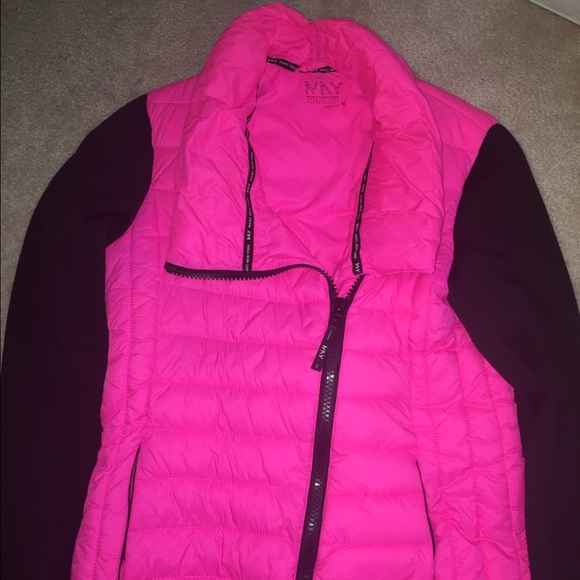 New Without Tag Down Jacket.