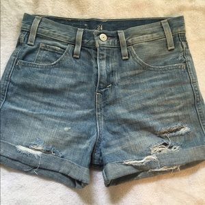 Vintage High-Waisted Levi Cuffed Shorts