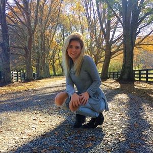 Meet your Posher, Brooke