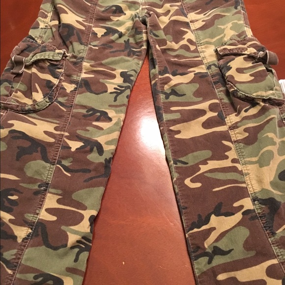 Camouflage pants size 5
