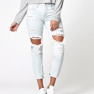 Kendall and Kylie ripped girlfriend jeans