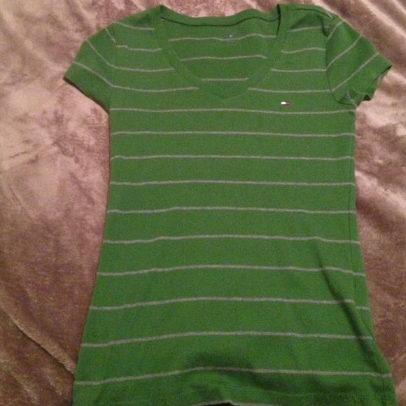 A Tommy Hilfiger shirt😻