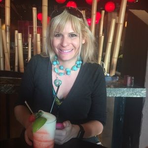 Meet your Posher, Beatriz