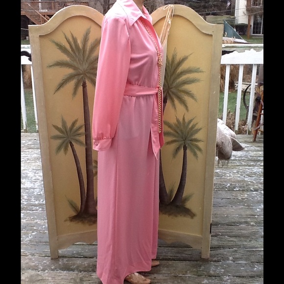 VTG 70s Nylon Knit Pink Maxi Shirt Dress - Picture 3 of 4