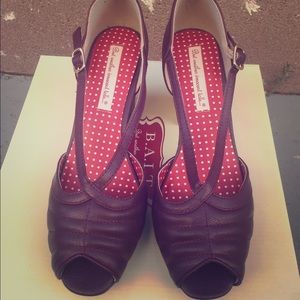 BAIT Footwear Vintage Style Burgundy Peeptoe Heels