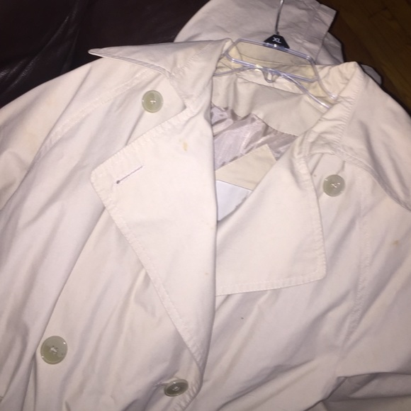 London Fog Trench Coat - Picture 4 of 4