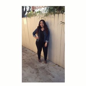 Meet your Posher, Alyssa