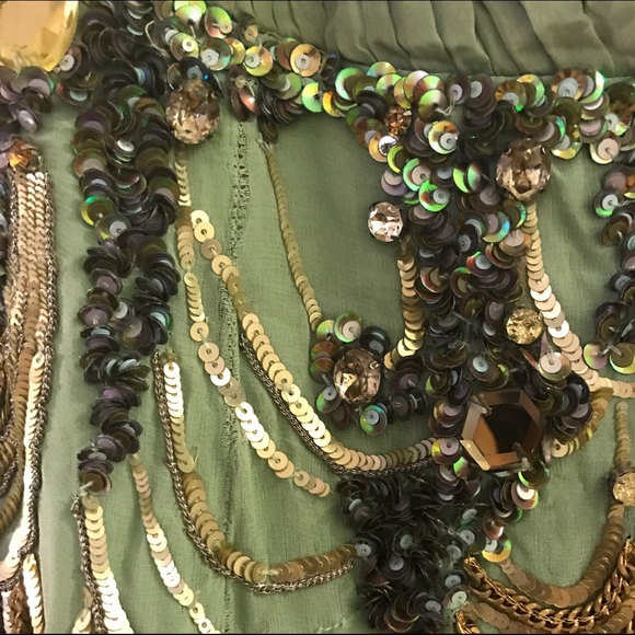 Light green olive color cocktail dress - Picture 4 of 4