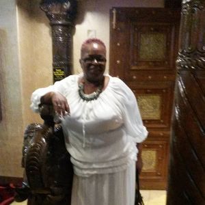 Meet your Posher, Sandra