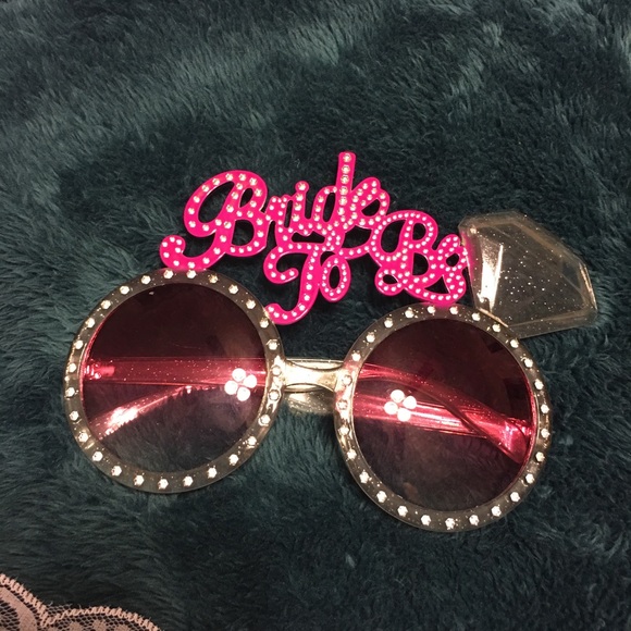 Bachelorette bundle! - Picture 3 of 4