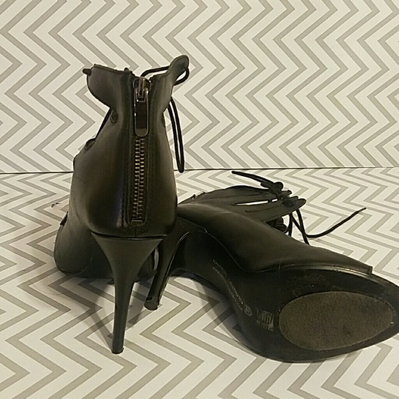 Chinese Laundry Heels - Picture 3 of 5
