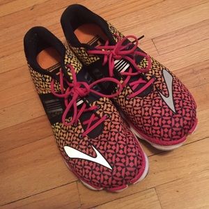 Brooks Running Sneakers