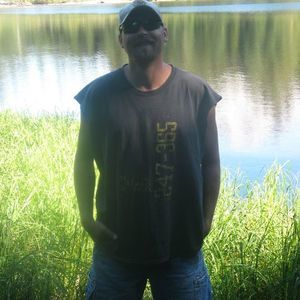 Meet your Posher, Dennis