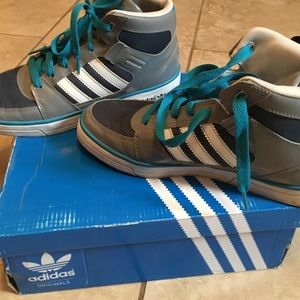 Adidas hard court hi