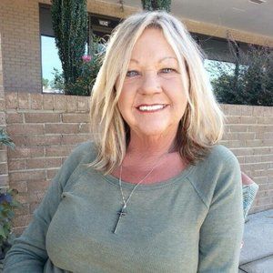 Meet your Posher, Nancy