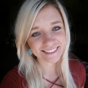 Meet your Posher, Kendra