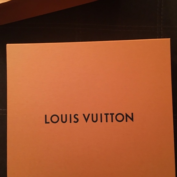 Louis Vuitton Carissa box