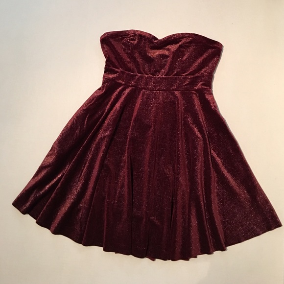 SOLD Free People Shattered Velvet Berry Mini Dress - Picture 2 of 4