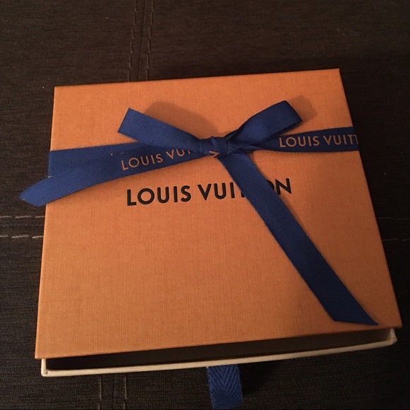 Louis Vuitton zippy coin purse box