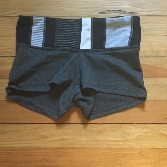 Reversible Lululemon banded spandex shorts