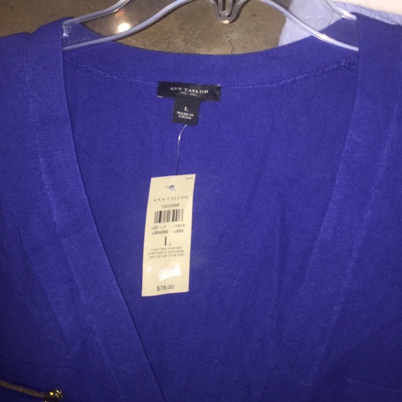 Ann Taylor Top - Picture 2 of 5