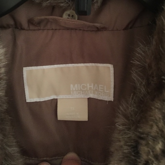 Authentic Michael kors coat - Picture 2 of 3