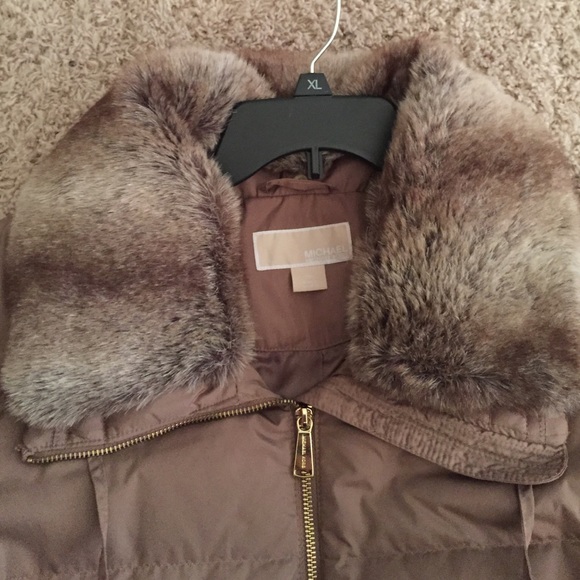 Authentic Michael kors coat - Picture 3 of 3