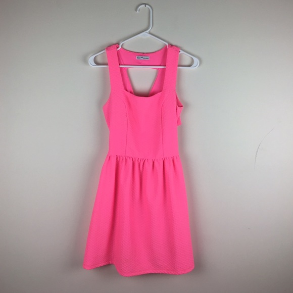 Dainty Hooligan mini dress in hot pink.