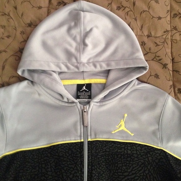 Boys "Jordan" zip up hoodie. Size 10