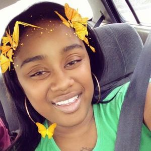 Meet your Posher, Dezy