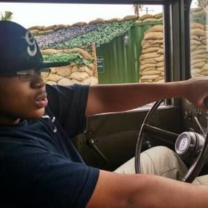 Meet your Posher, Darius