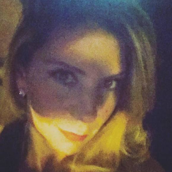 Meet your Posher, Maria consuelo