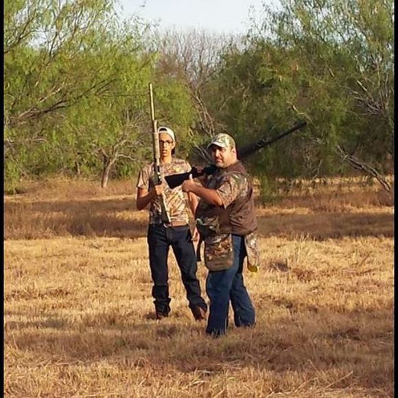 Meet your Posher, Carlos - Picture 1 of 1