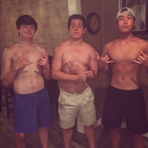 Meet your Posher, Dong