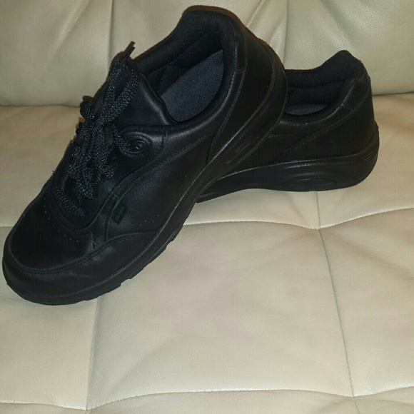 New Balance work shoes Sz 10
