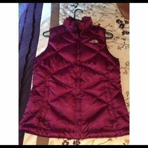 Plum Northface Vest Size SMALL