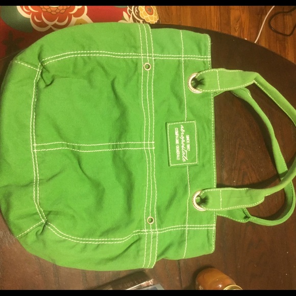 Green Aeropostale bag