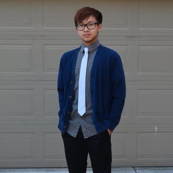 Meet your Posher, Dimitri - Picture 1 of 1