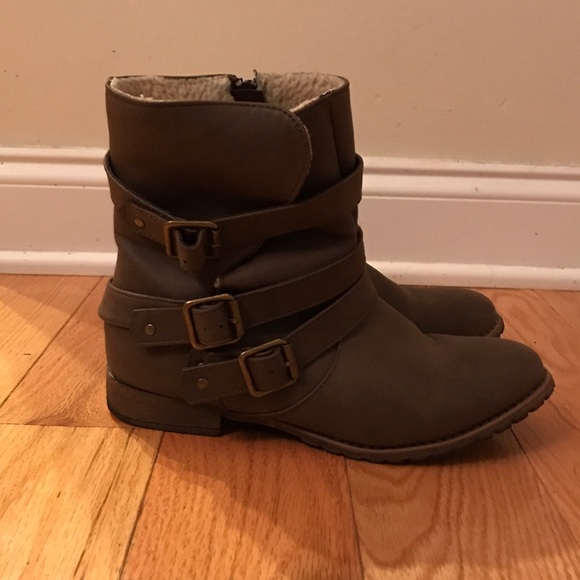 Chocolate brown shirt boots