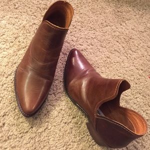 Steve Madden size 5.5 cognac Austin bootie