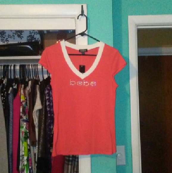 Bebe tee