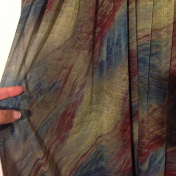 Dress - Picture 3 of 4