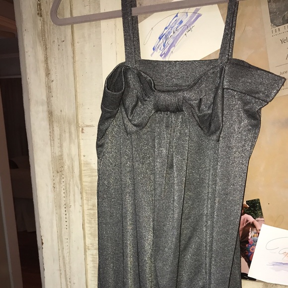 dark silver top with bow tie - Picture 2 of 2