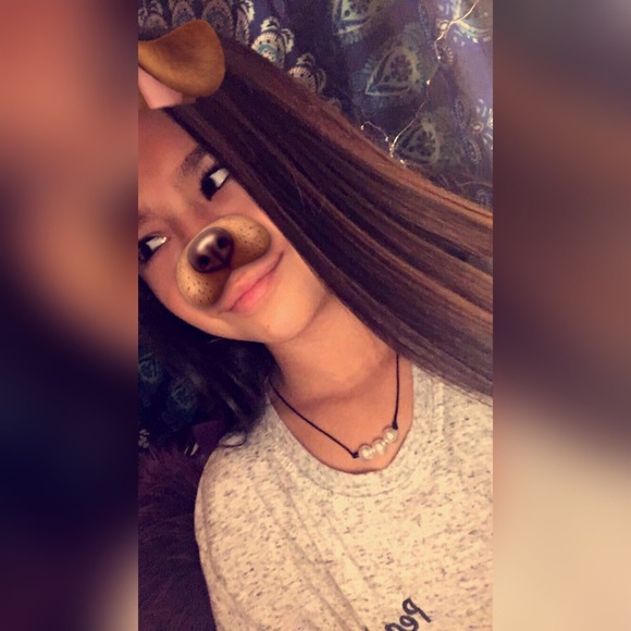 Meet your Posher, Alyssa - Picture 1 of 1