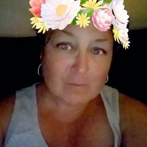 Meet your Posher, Liz