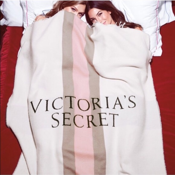 NWT Victoria's Secret throw blanket