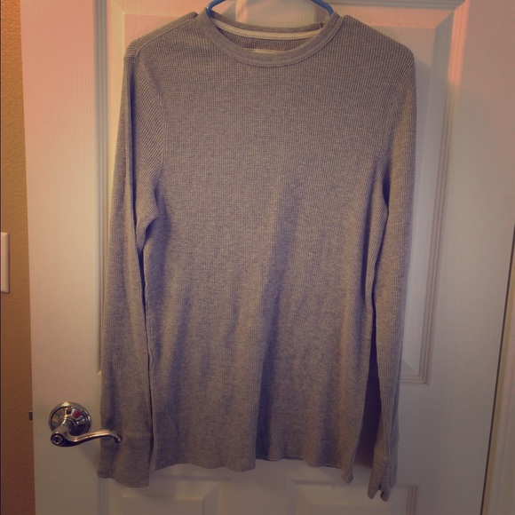 *DONATING SOON* Men's long-sleeve shirt